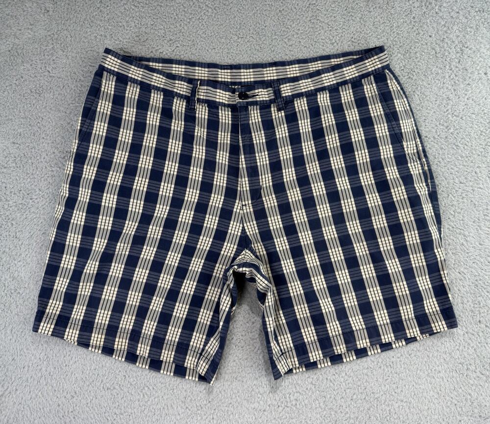 Patagonia 7.5” Shorts Men's 38 Navy Blue Plaid Organic Cotton Chino Summer